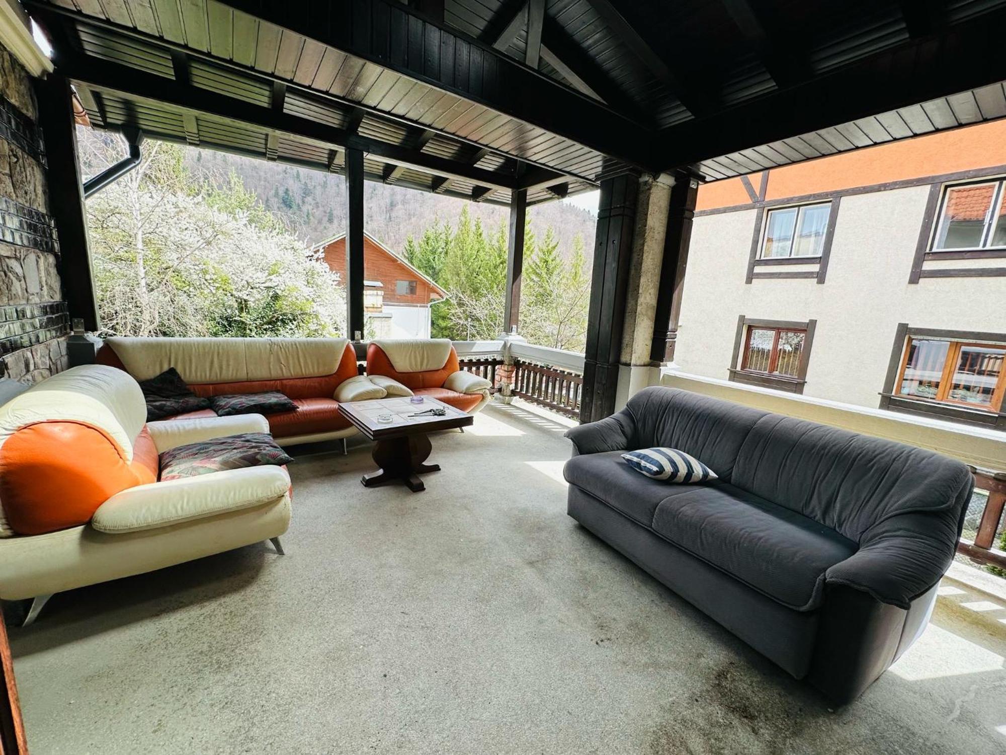 Rapsodia Sinaia Bed & Breakfast Exterior foto