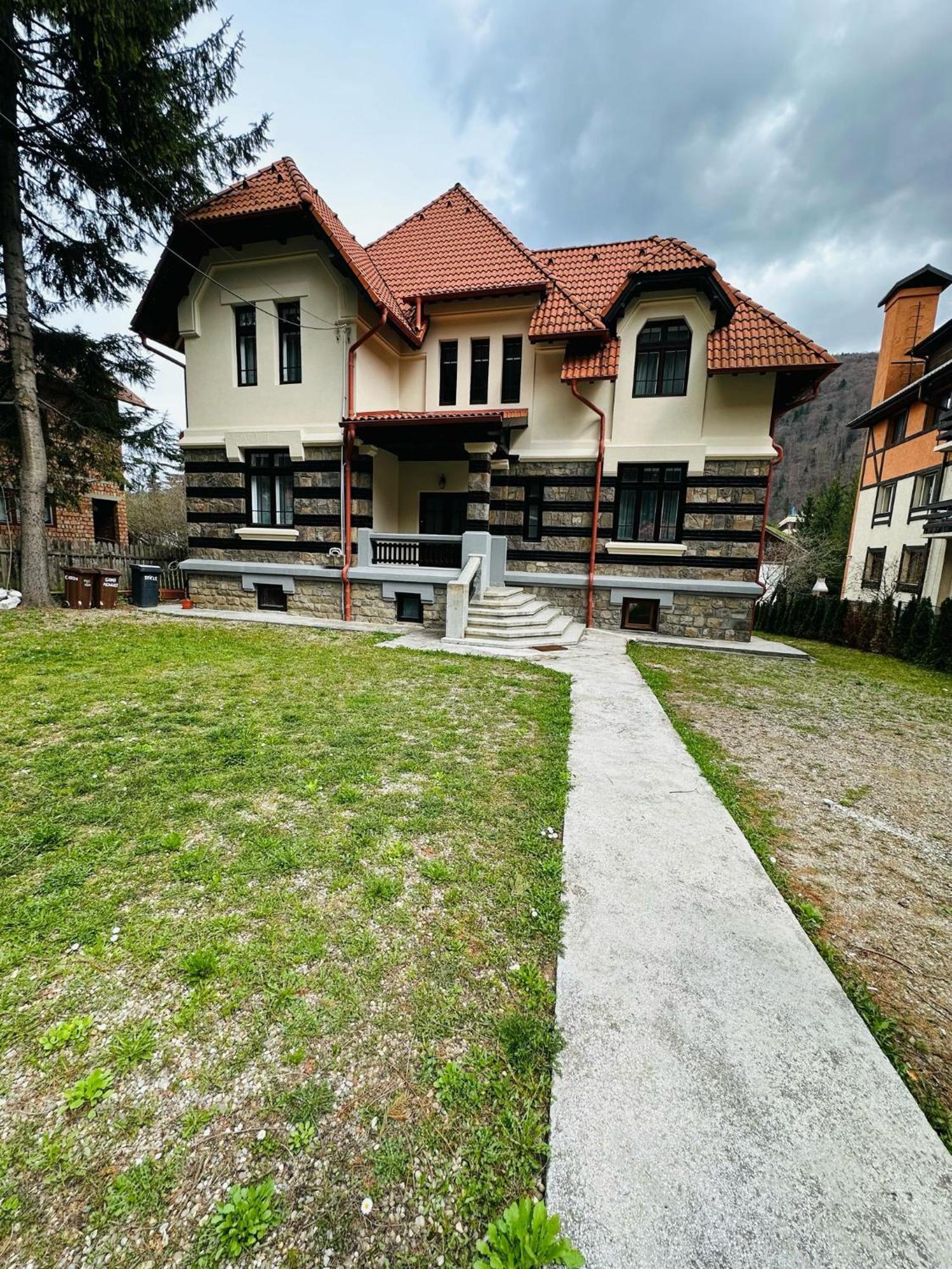 Rapsodia Sinaia Bed & Breakfast Exterior foto
